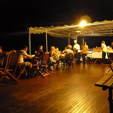 Garden Bay Premium Cruise Hotel Ha Long Eksteriør billede