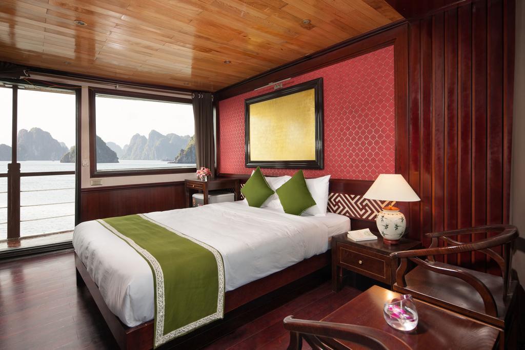 Garden Bay Premium Cruise Hotel Ha Long Eksteriør billede