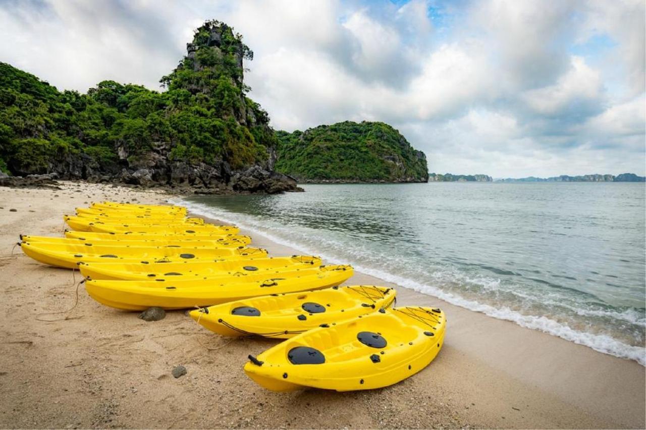 Garden Bay Premium Cruise Hotel Ha Long Eksteriør billede